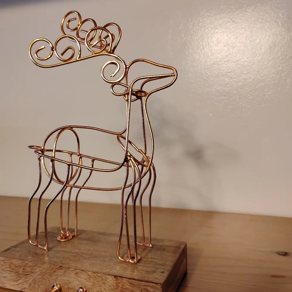 Crate & Barrel Copper Tone Wire Deer on Wood Christmas‎ Mantle Stocking Hanger